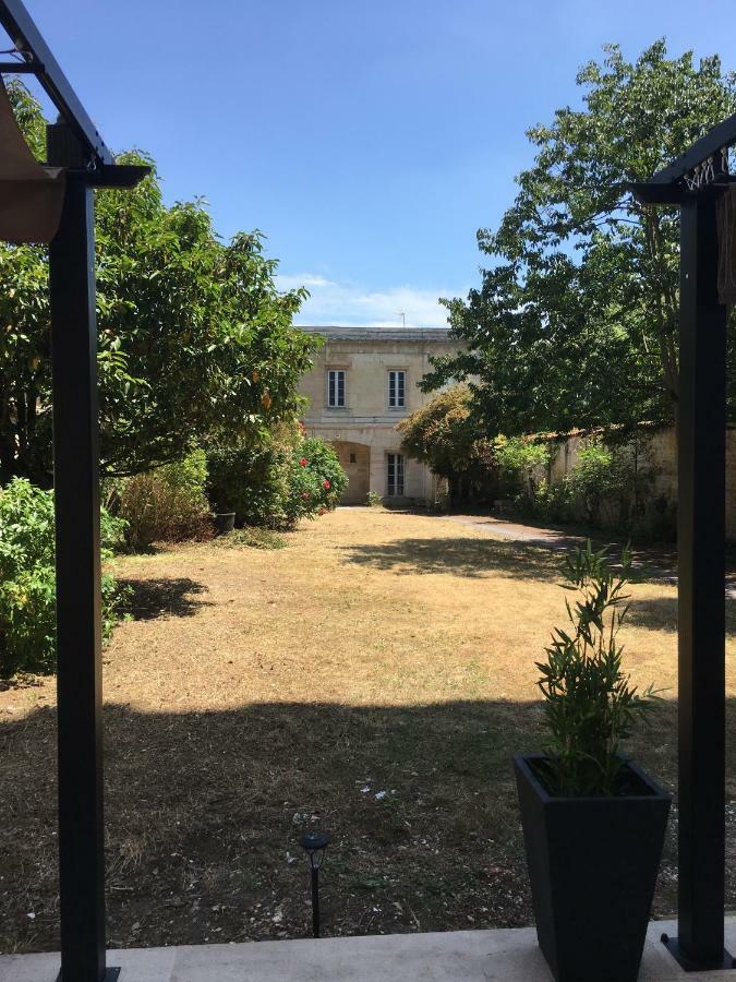 Le Marvel Centre La Breche Wifi Vue Jardin Apartment Niort Bagian luar foto